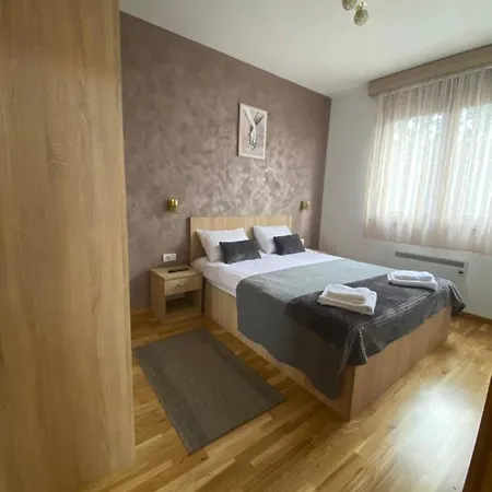 Alexandro Apartment